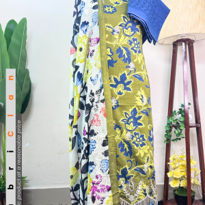 পাকিস্তানি ইনস্পায়ার্ড অলিভ গ্রিন লোন থ্রীপিস । Pakistani inspired three pies unstitched lown