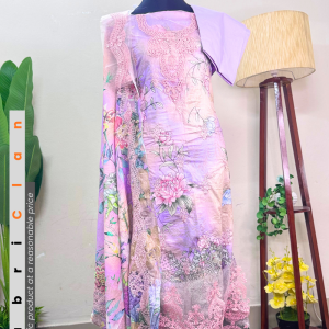 পাকিস্তানি ইনস্পায়ার্ড লাইট পার্পেল লোণ থ্রীপিস । Pakistani inspired three pies unstitched lown